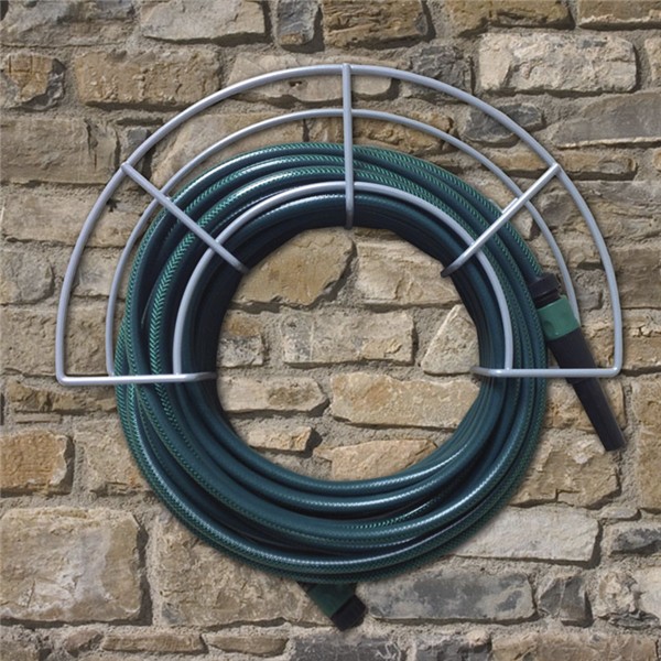 Soporte met&aacute;lico para manguera.