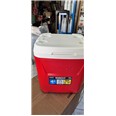 NEVERA IGLOO LAGUNA ROLLER 60 ( 57 LITR )  ROJA