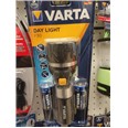 Linterna VARTA Power Line LED Day Light 2D Incl.